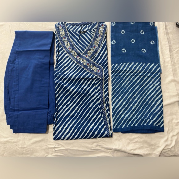 Sale‼️Blue Striped Jaipuri Salwaar Kameez in pure cotton fabric in size 22” - Picture 1 of 9